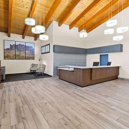 Days Inn & Suites By Wyndham Mesa Near Phoenix Ngoại thất bức ảnh