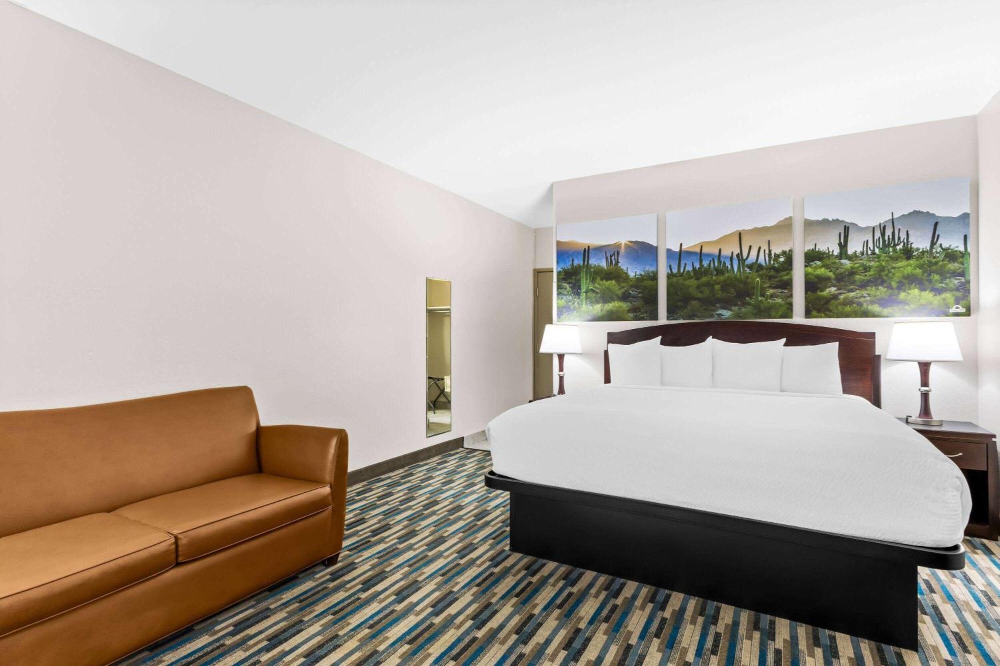 Days Inn & Suites By Wyndham Mesa Near Phoenix Ngoại thất bức ảnh