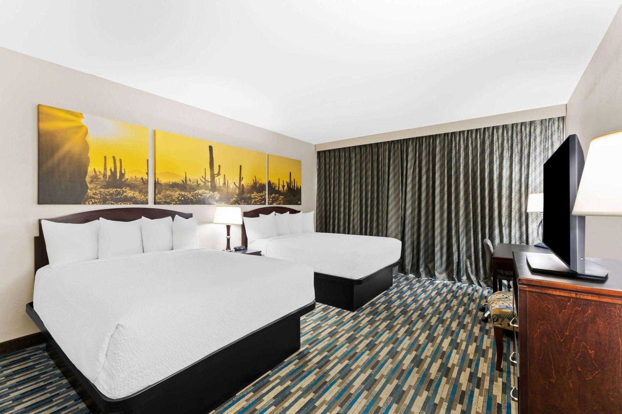 Days Inn & Suites By Wyndham Mesa Near Phoenix Ngoại thất bức ảnh
